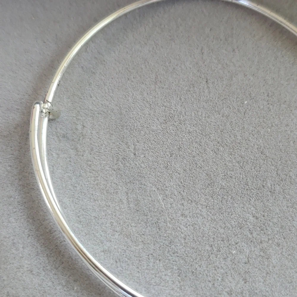 28. Army charm bracelet - Picture 4 of 5